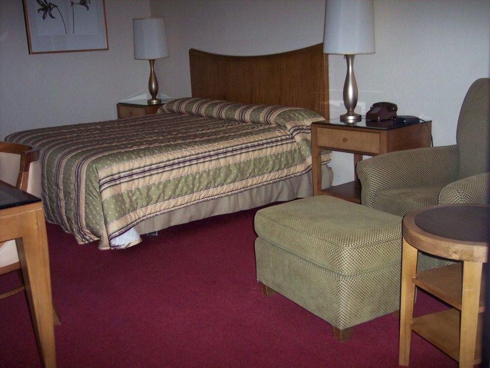 Night Inn Sweet Springs Room photo