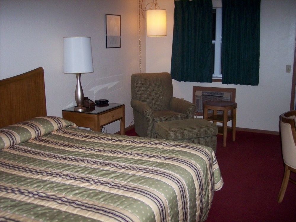 Night Inn Sweet Springs Room photo