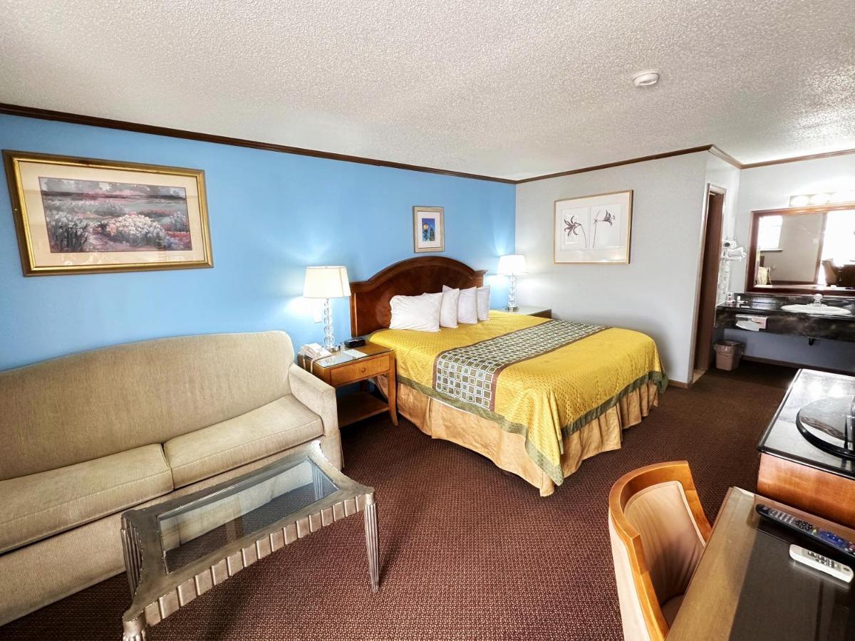Night Inn Sweet Springs Exterior photo