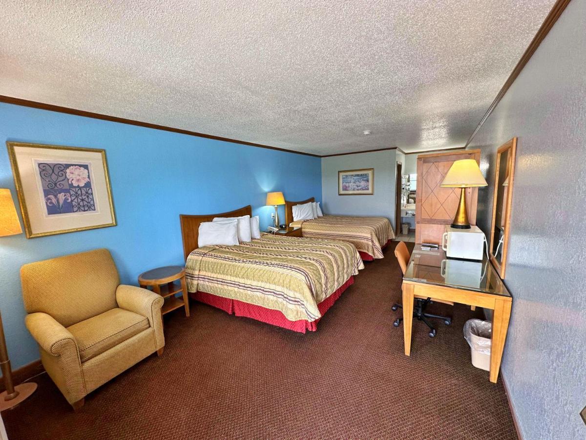 Night Inn Sweet Springs Exterior photo